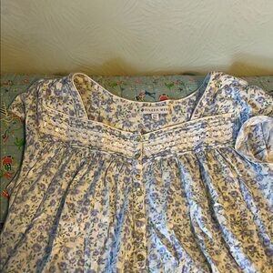 Eileen West Blue Floral Kids Top